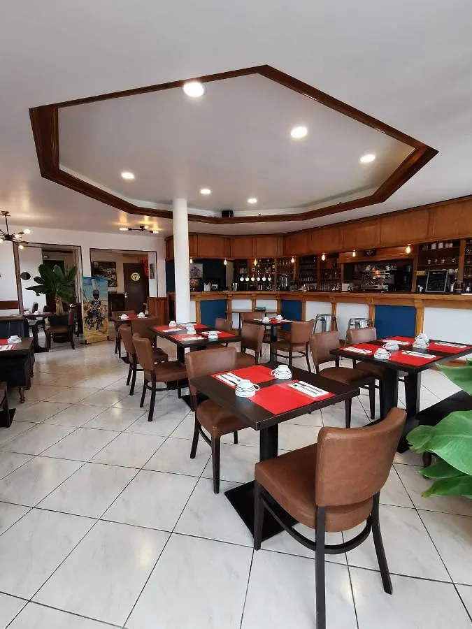 Treas Glaz Bed & Breakfast Plouescat
